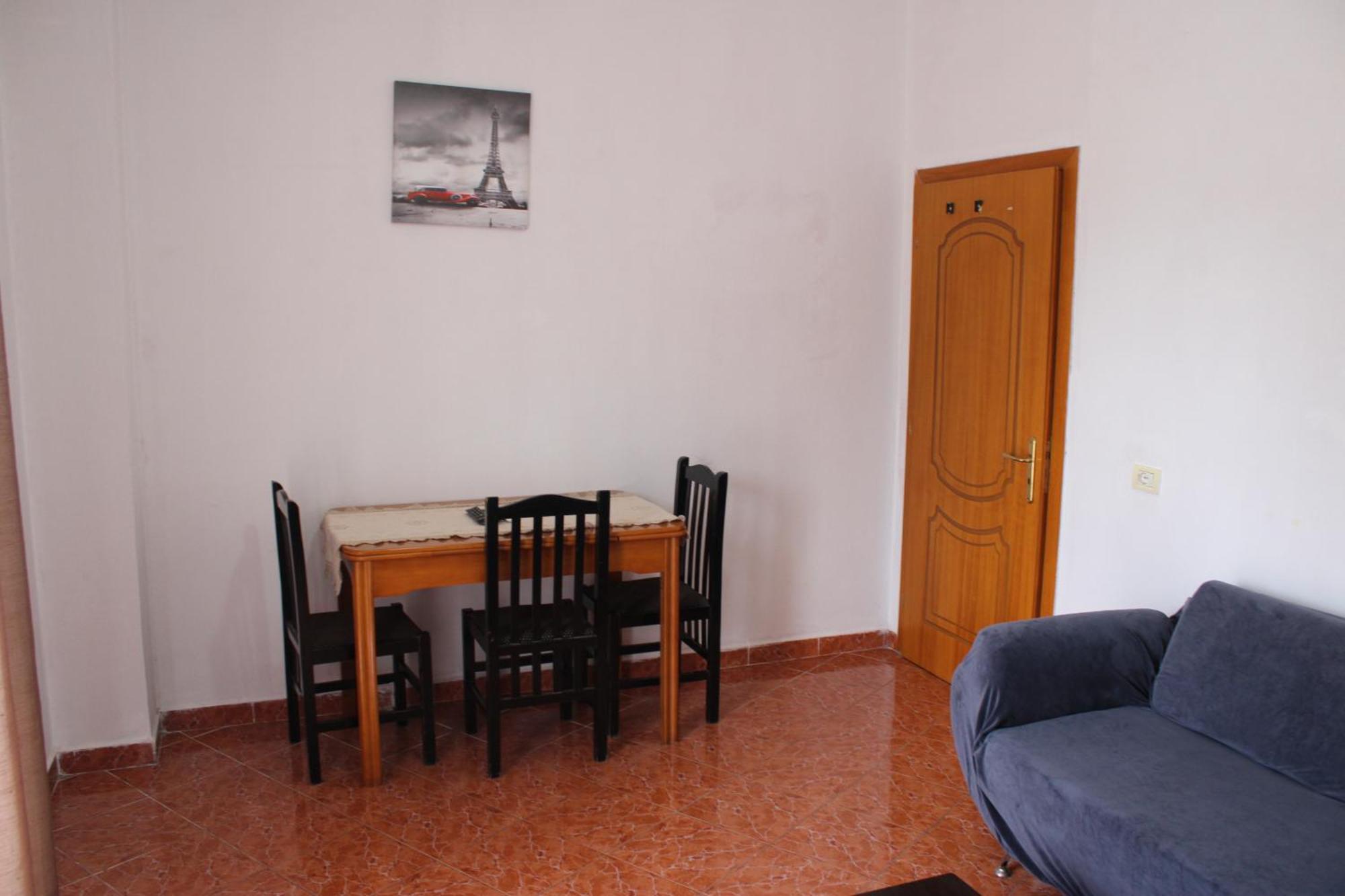 Crew Hostel Tirana Buitenkant foto